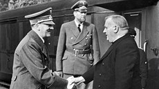 Jozef Tiso byl u Hitlera v Berlíně o den dříve než Emil Hácha . Jozef Tiso byl u Hitlera v Berlíně o den dříve než Emil Hácha .