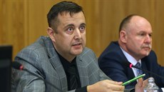 Petr Vrána z hnutí ANO je poslancem, náměstkem hejtmana, přerovským radním a... Petr Vrána z hnutí ANO je poslancem, náměstkem hejtmana, přerovským radním a...