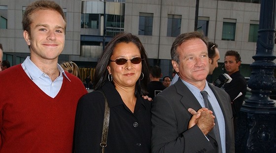 Robin Williams se svou druhou manelkou Marshou Garcesovou a synem Zakem z...