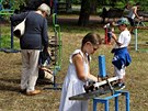 Dobrý den, posílám několik fotografií z cirkusové Letné, dnes je hlavním programem naučit se žonglovat. Dobrý den, posílám několik fotografií z cirkusové Letné, dnes je hlavním programem naučit se žonglovat.