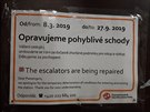 Rekordně dlouhá oprava eskalátoru na Muzeu. Pořád se to protahuje. Schody jsou vykuchané. Vypadá,že možná jsou problémy s dodávkou dílů. Na místě se nepracuje. Rekordně dlouhá oprava eskalátoru na Muzeu. Pořád se to protahuje. Schody jsou vykuchané. Vypadá,že možná jsou problémy s dodávkou dílů. Na místě se nepracuje.