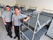 Robin Kment (vpravo) a Petr Müller, odsouzení, kteří pracovali na rekonstrukci... Robin Kment (vpravo) a Petr Müller, odsouzení, kteří pracovali na rekonstrukci...