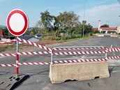 Silnice mezi karlovarskými čtvrtěmi Sedlec a Rosnice je neprůjezdná, důvodem je... Silnice mezi karlovarskými čtvrtěmi Sedlec a Rosnice je neprůjezdná, důvodem je...