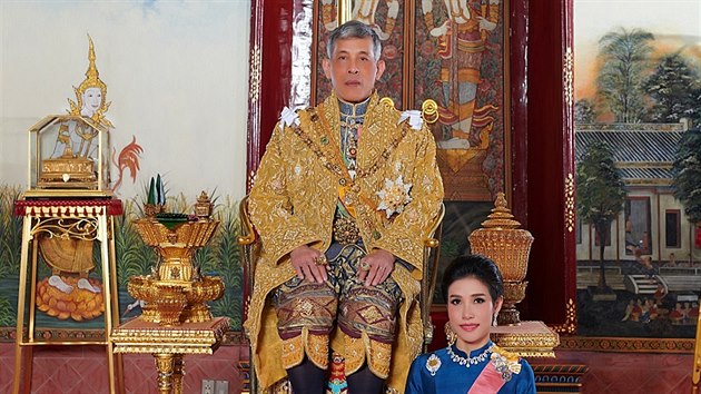 Thajsk krl Mah Vatirlongkn a oficiln krlovsk konkubna Sinnat Vongvadirapakdiov