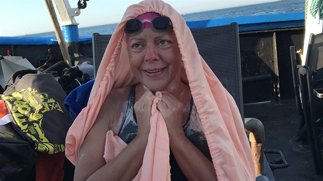 Handicapovan plavkyn Markta Pechov peplavala kanl La Manche. (25. srpna 2019)