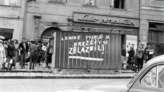 Klidné protesty proti okupaci v Jihlavě byly rok poté zlikvidovány zásahy... Klidné protesty proti okupaci v Jihlavě byly rok poté zlikvidovány zásahy...