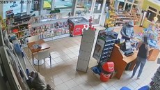 Policie hledá zloděje z benzinky na Chrudimsku Policie hledá zloděje z benzinky na Chrudimsku
