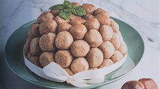 Fotografie z knihy recept 99 sladkých teek Marie Baové