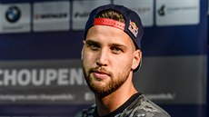 Alexander Choupenitch si splnil sen, natočil singl a videoklip. Alexander Choupenitch si splnil sen, natočil singl a videoklip.