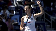 Karolína Plíšková slaví postup do osmifinále US Open. Karolína Plíšková slaví postup do osmifinále US Open.