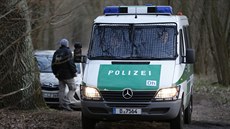 Německá policie v akci. Německá policie v akci.