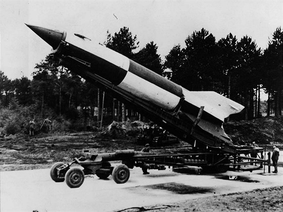 Nmecká balistická raketa V-2