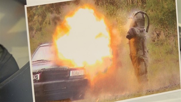 Podívejte se s námi k pyrotechnikům PČR Podívejte se s námi k pyrotechnikům PČR