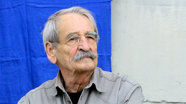Herec Divadla Jry Cimrmana Jaroslav Weigel (2010)
