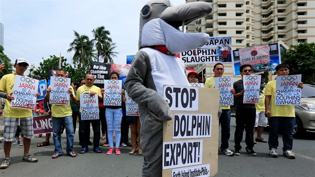 Demonstrace na Filipnch proti japonskmu lovu delfn (2. z 2018)