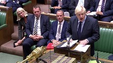 Britský premiér Boris Johnson bhem úterního jednání britského parlamentu. (3....