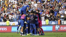 Hrái Kosova se radují z výhry na eskem v kvalifikaci na mistrovství Evropy.