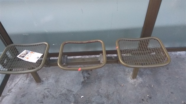 Bělohorská ul., Praha 6, čekárna tramvajové zastávky Malovanka