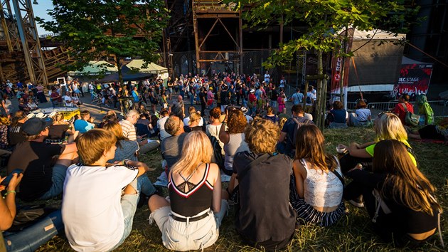Na Čisté festivaly dorazilo letos rekordních 386 000 návštěvníků. Na Čisté festivaly dorazilo letos rekordních 386 000 návštěvníků.