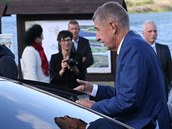 Premiér Andrej Babiš (ANO) s ministry na návštěvě Ústeckého kraje. (18. 9. 2019) Premiér Andrej Babiš (ANO) s ministry na návštěvě Ústeckého kraje. (18. 9. 2019)
