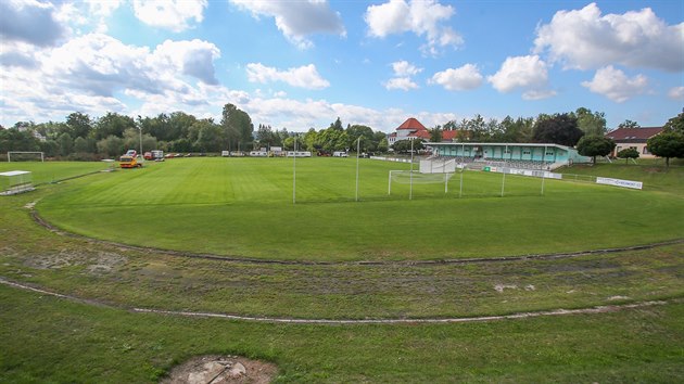 Plot m zamezit pstupu do arelu stadionu, kde nezvan host pak dlaj nepodek.