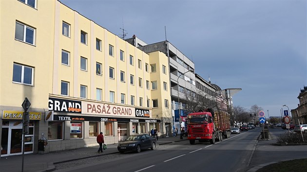 Na vstav srovnvacch historickch a souasnch fotografi nazvan Perov vera a dnes nechyb v Muzeu Komenskho mimo jin jedno z ikonickch mst msta, hotel Grand ped perovskm ndram.