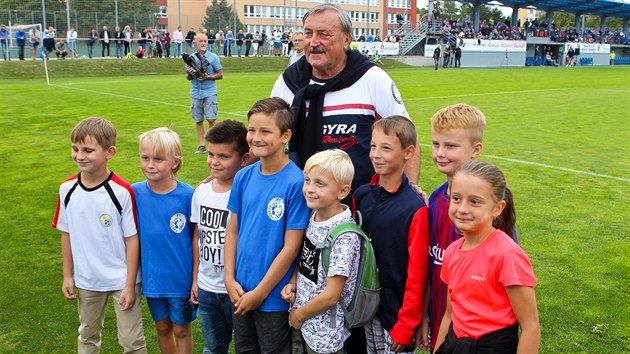 Momentka z oslav 115 let fotbalu v Prostjov, na snmku Antonn Panenka