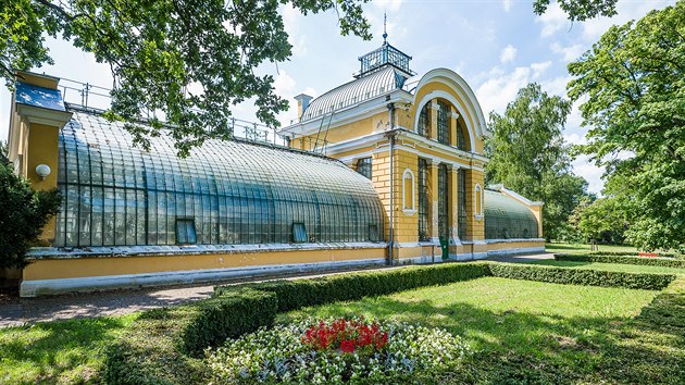 Sklenk na zmku v Kopidln je tet nejvznamnj stavbou svho druhu v esku, v roce 2003 proel rekonstrukc. (28. kvtna 2018)