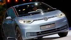 Volkswagen na autosalonu ve Frankfurtu pedstavil svj nový vz ID.3, který je...