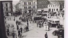 Němci odvážejí 1. září 1939 v autobusech do koncentračního tábora Buchenwald... Němci odvážejí 1. září 1939 v autobusech do koncentračního tábora Buchenwald...