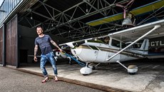 Herec Petr Vágner má pilotní průkaz Herec Petr Vágner má pilotní průkaz
