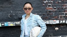 Influencerka Jaime Xie na týdnech módy v New Yorku.