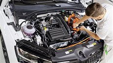Škoda Auto spustila v Kvasinách sériovou výrobu modelu Superb iV s plug-in... Škoda Auto spustila v Kvasinách sériovou výrobu modelu Superb iV s plug-in...