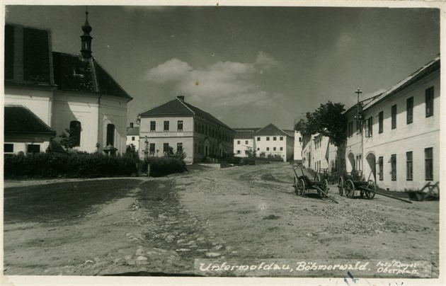 Dobová fotografie z Dolní Vltavice