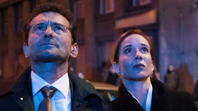 Ondřej Vetchý a Táňa Pauhofová při natáčení filmu Bábovky Ondřej Vetchý a Táňa Pauhofová při natáčení filmu Bábovky