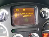 Policisté odhalili při kontrole nákladního vozu zásah do zařízení ke snižování... Policisté odhalili při kontrole nákladního vozu zásah do zařízení ke snižování...