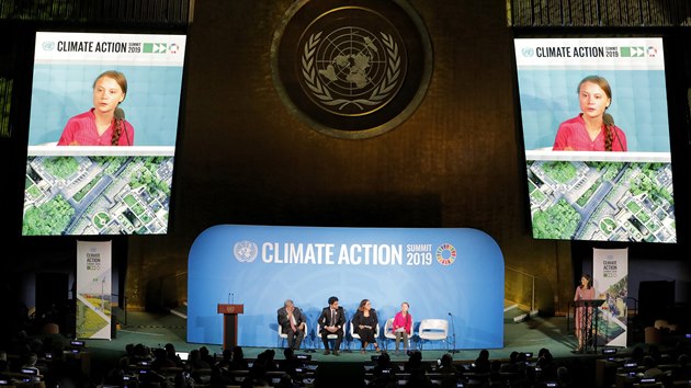 vdsk ekologick aktivistka Greta Thunbergov mluv na klimatickm summitu v New Yorku (23. z 2019).