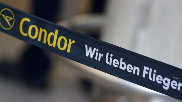 Condor Milujeme ltn zn npis na bezpenostn psce leteck spolenosti na mezinrodnm letiti ve Frankfurtu. (24. srpna 2019)