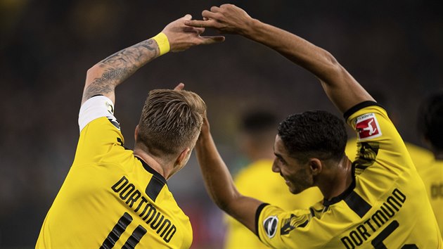 Marco Reus (vlevo) a Achraf Hakimi spolu sehráli osavu gólu v dresu Dortmundu.