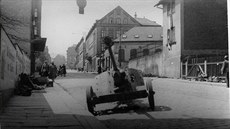 Opuštěná německá technika v ulicích Liberce. Opuštěná německá technika v ulicích Liberce.