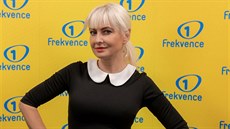 Od září nově moderuje na rádiu Frekvence 1 Press klub i Bára Nesvadbová. (25.... Od září nově moderuje na rádiu Frekvence 1 Press klub i Bára Nesvadbová. (25....
