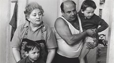 Děda a babi Homolkovi s vnuky, to jsou Josef Šebánek, Marie Mottlová a bratři... Děda a babi Homolkovi s vnuky, to jsou Josef Šebánek, Marie Mottlová a bratři...