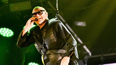 Zpěvák, herec a tanečník Jiří Korn oslavil v pražské O2 areně sedmdesáté... Zpěvák, herec a tanečník Jiří Korn oslavil v pražské O2 areně sedmdesáté...