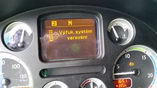 Policisté odhalili při kontrole nákladního vozu zásah do zařízení ke snižování... Policisté odhalili při kontrole nákladního vozu zásah do zařízení ke snižování...