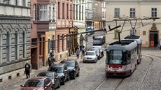 Tramvajové troleje jsou v olomoucké ulici 8. kvtna nacházející se v centru...