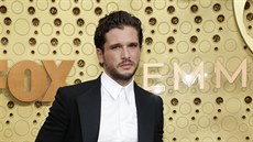 Kit Harington na cenách Emmy (Los Angeles, 22. záí 2019)