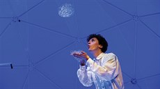 Známý herec Jan Cina se jako Malý princ vydá v Chebu ke vzdáleným planetám. Známý herec Jan Cina se jako Malý princ vydá v Chebu ke vzdáleným planetám.