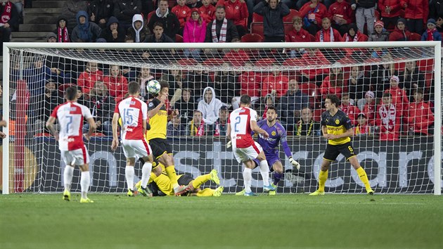 ance Slavie po stele Ondeje Kdely v utkn Ligy mistr proti Dortmundu.