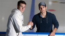 Dominik Kubalík (vlevo) se svým bratrem Tomášem. Dominik Kubalík (vlevo) se svým bratrem Tomášem.