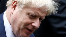 Britský premiér Boris Johnson opoutí Downing Street v Londýn. (3.íjna 2019)